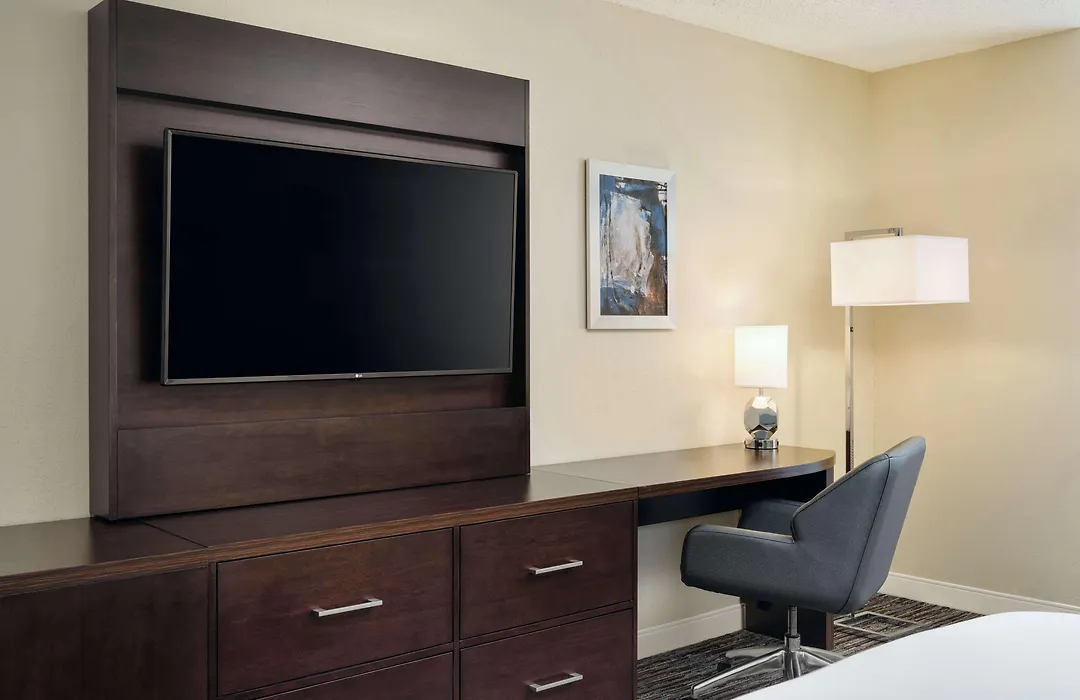 Doubletree By Hilton Greensboro-1